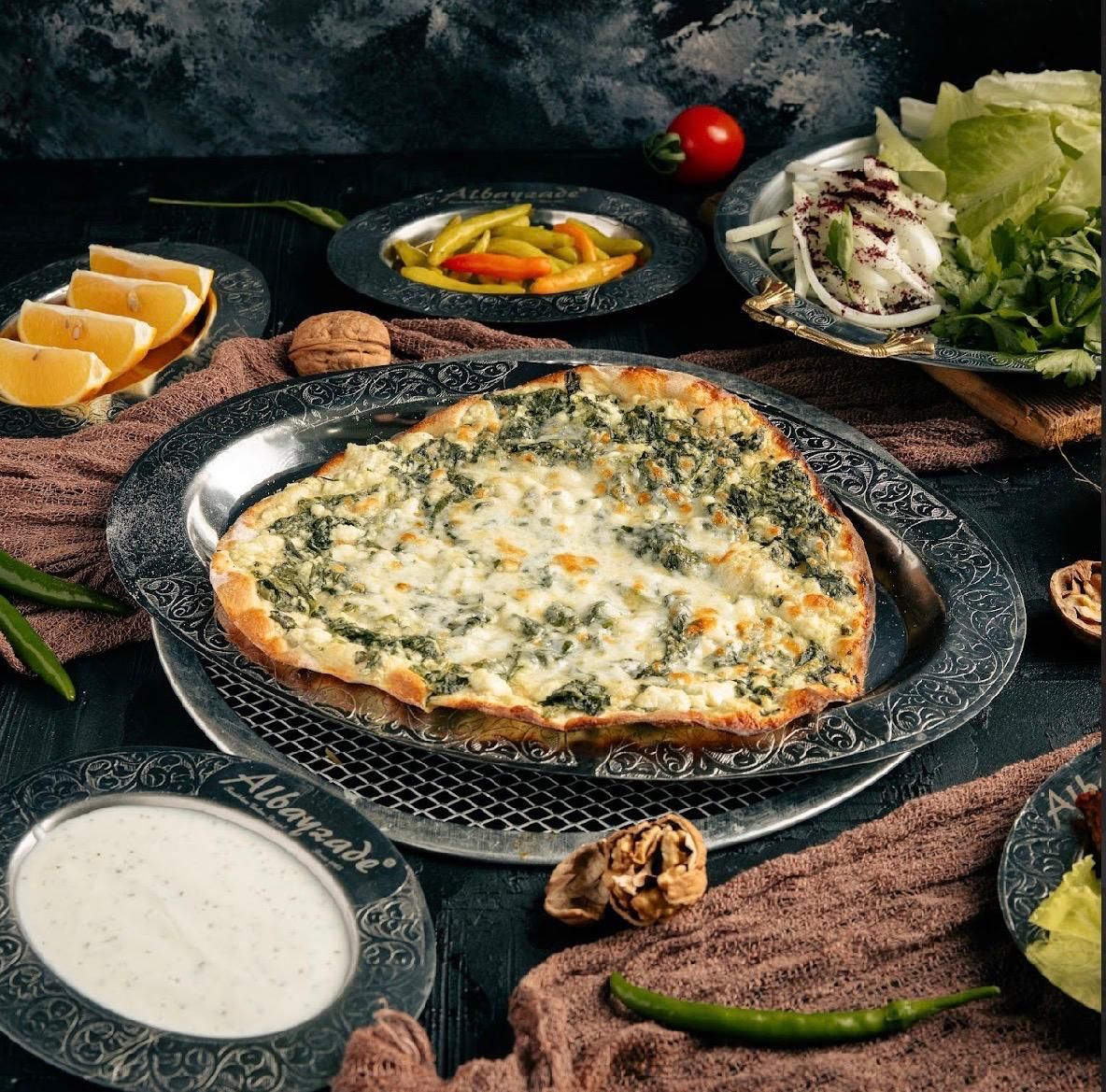 Ispanaklı Lahmacun