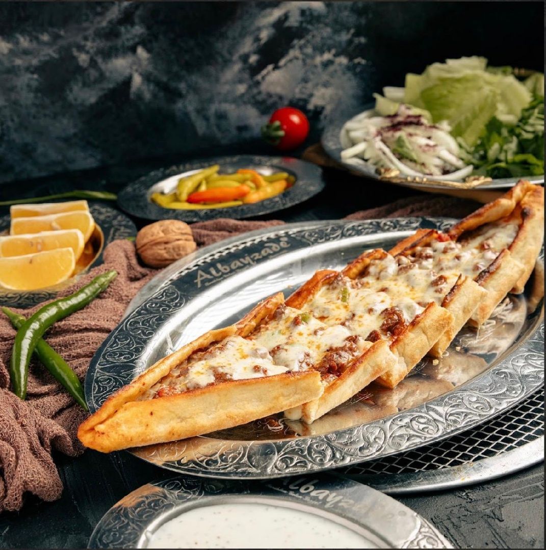 Kuşbaşı Kaşarlı Pide