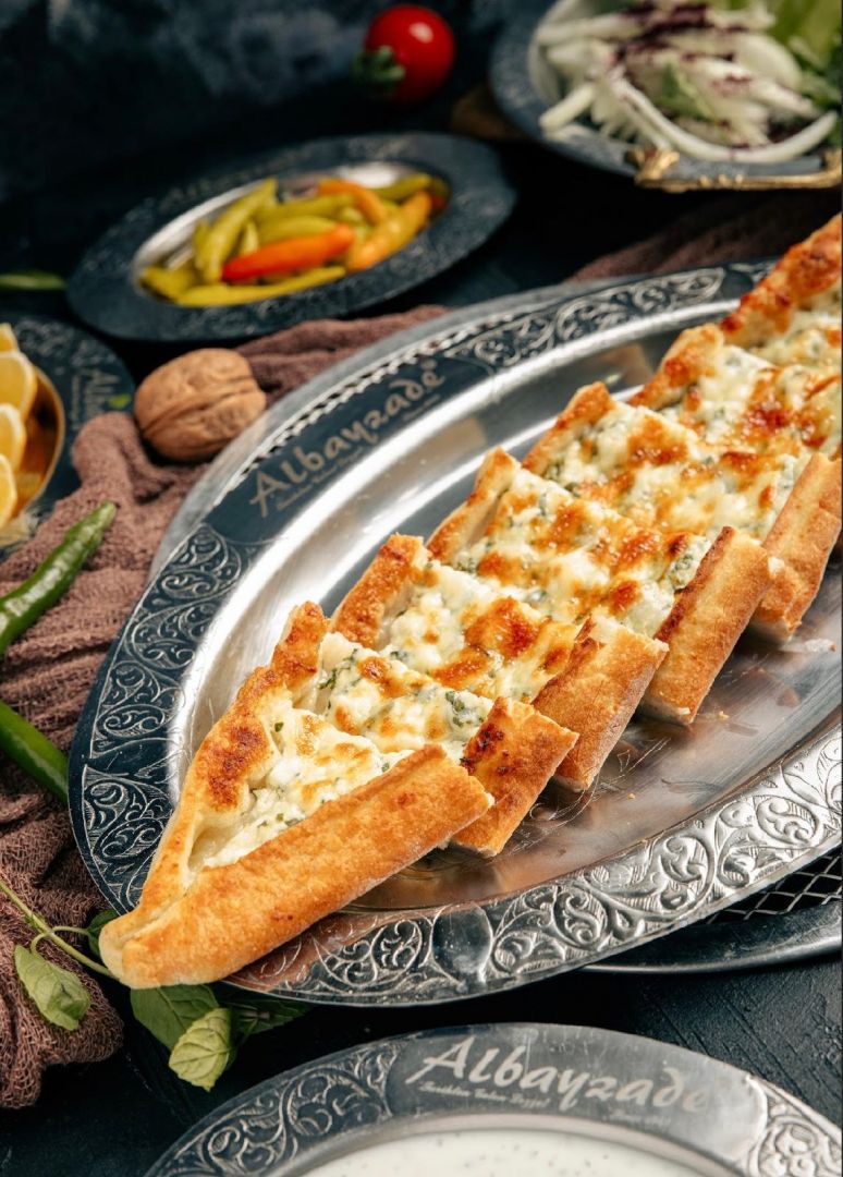 Peynirli Pide